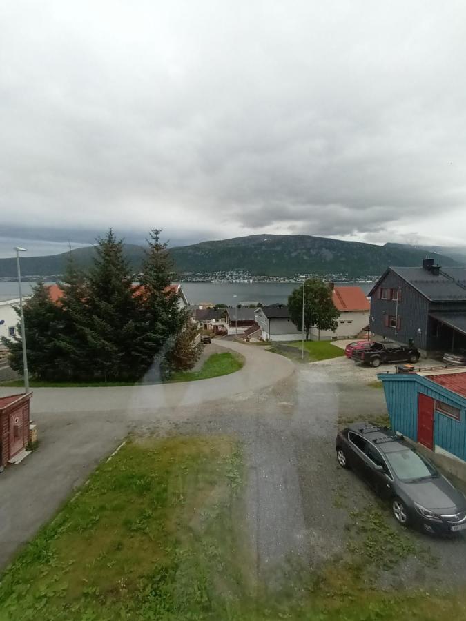 Olgas Apartment Tromsø Exteriör bild